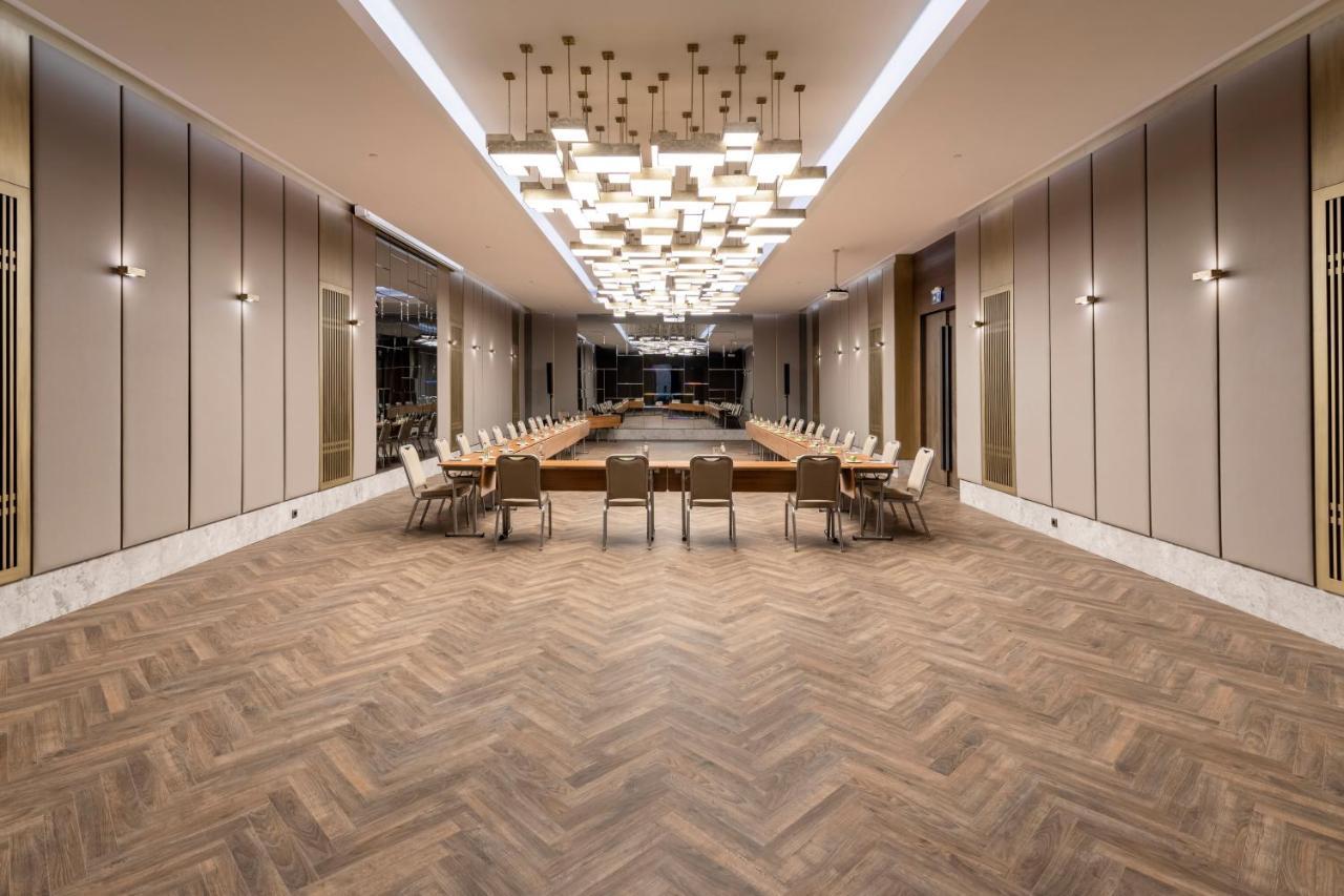Wish More Hotel Sisli Estambul Exterior foto The Boardroom
