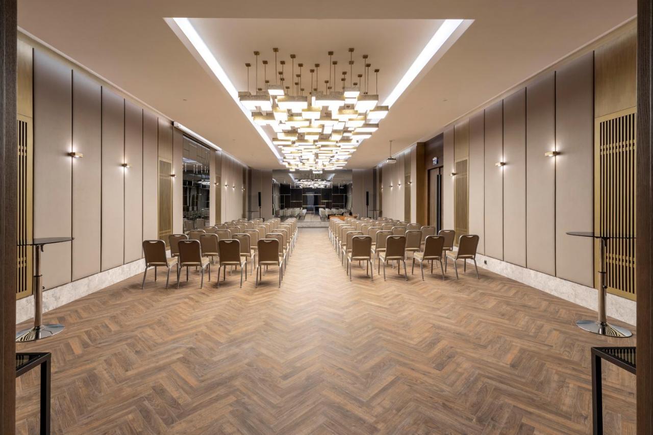 Wish More Hotel Sisli Estambul Exterior foto The Long Room